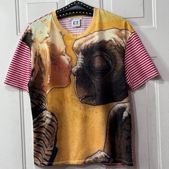 ZARA The Extra Terrestrial Sz SM Women's Tee Shirt Short Sleeve - Picture 1 of 9